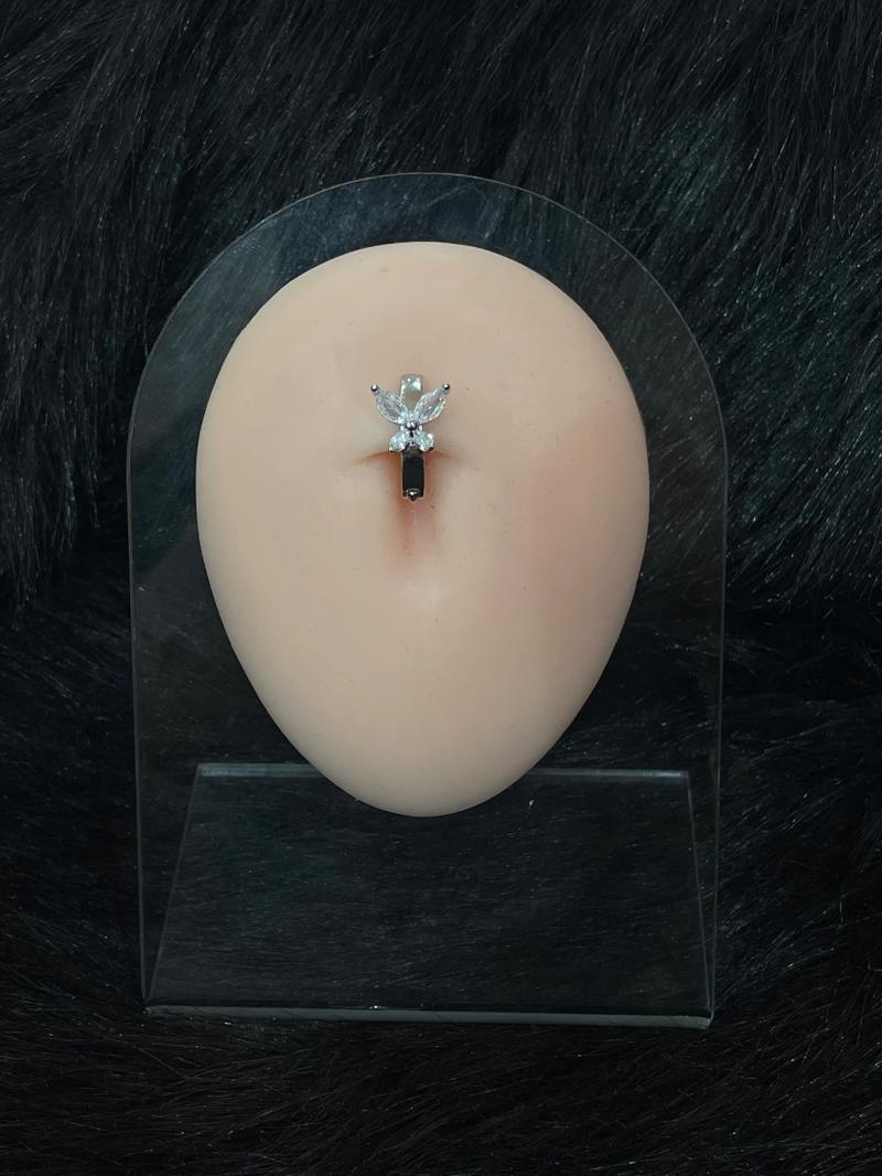 Hatice Ünlü Kelebek Model Topsuz Göbek Piercing