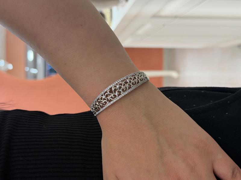 Hatice Ünlü Çelik Yaprak Desen Silver Kelepçe