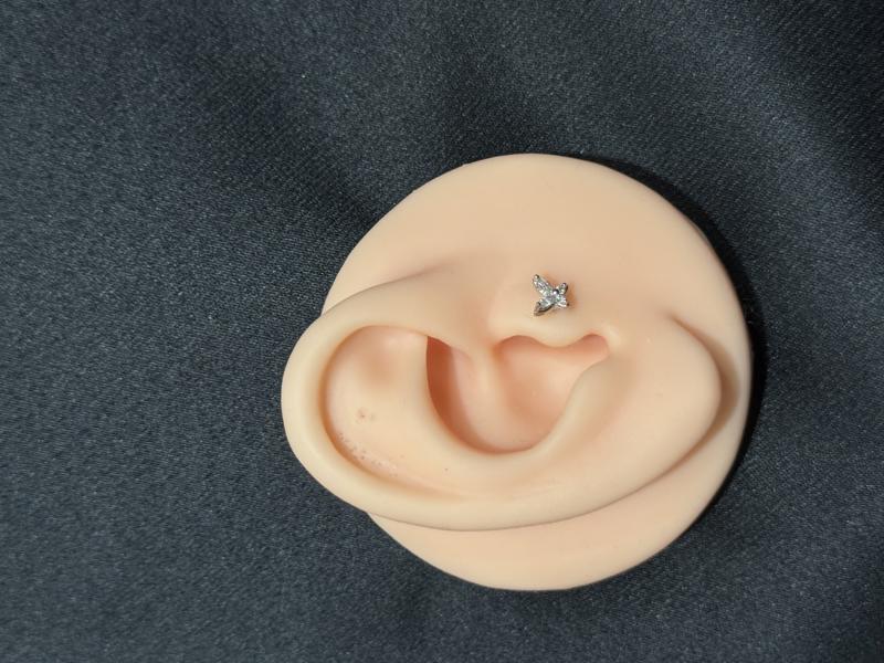 Hatice Ünlü Taşlı Minik Kelebek Silver Piercing