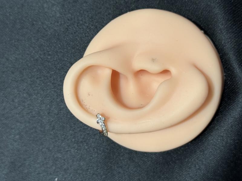 Hatice Ünlü Üç Taş Taşlı Halka Silver Helix