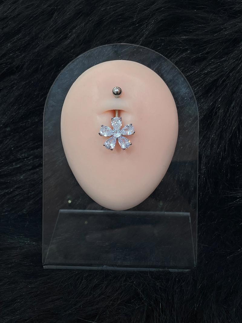 Hatice Ünlü Büyük Çiçek Detay Silver Göbek Piercing