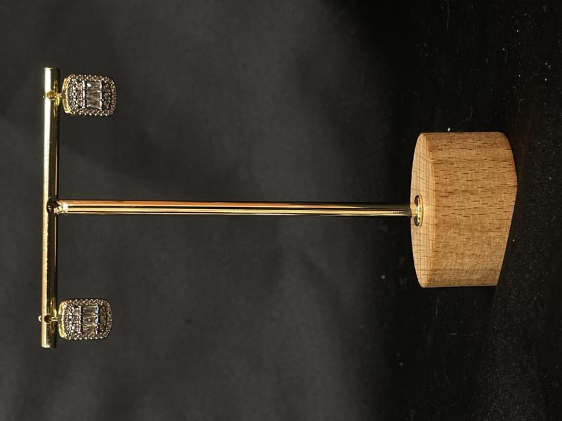 Hatice Ünlü Baget Taş Gold Küpe