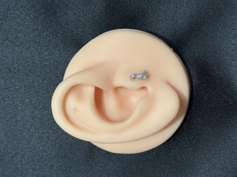 Hatice Ünlü Damla Model Silver Piercing