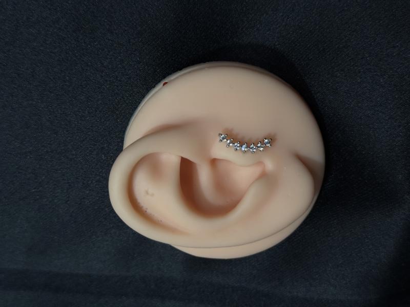 Hatice Ünlü Yedi Taş Yassı Silver Piercing