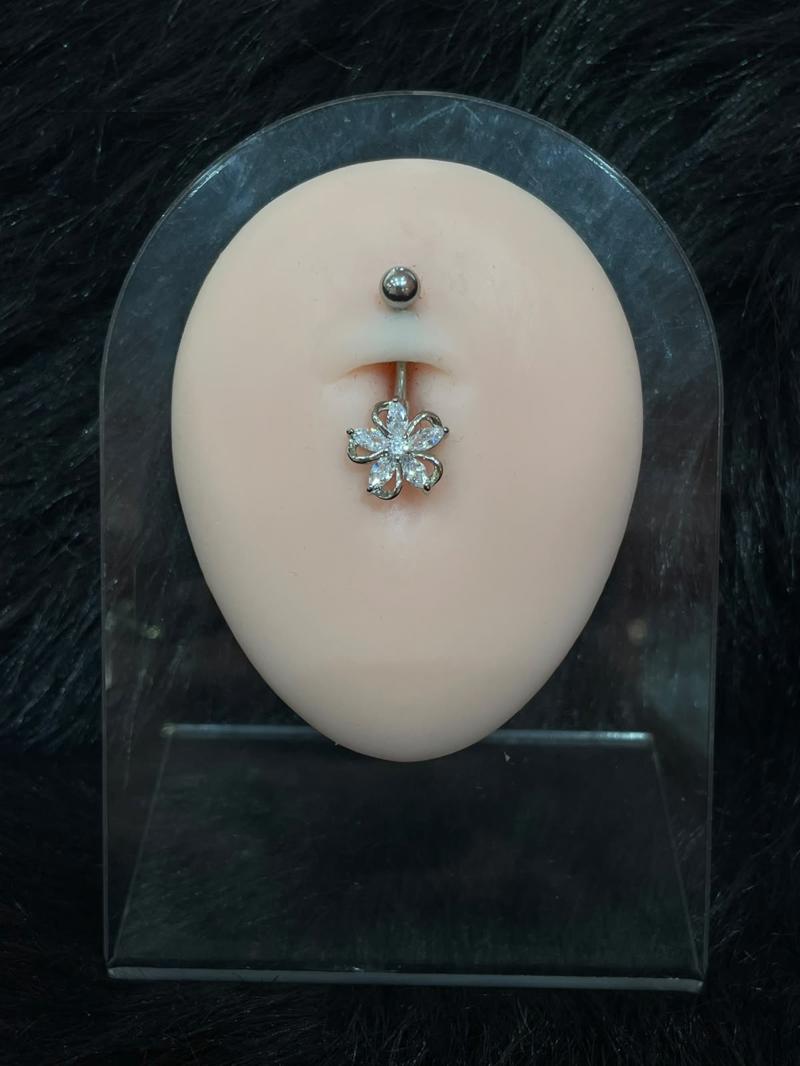 Hatice Ünlü Çiçek Desen Silver Göbek Piercing