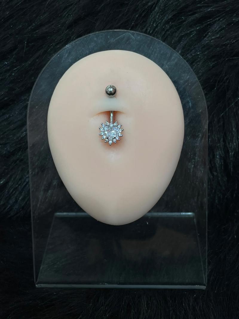 Hatice Ünlü Kalp Uçlu Elmas Taşlı Silver Göbek Piercing