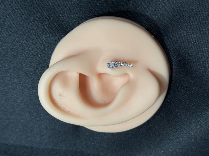 Hatice Ünlü Kayan Yıldız Model Silver Piercing