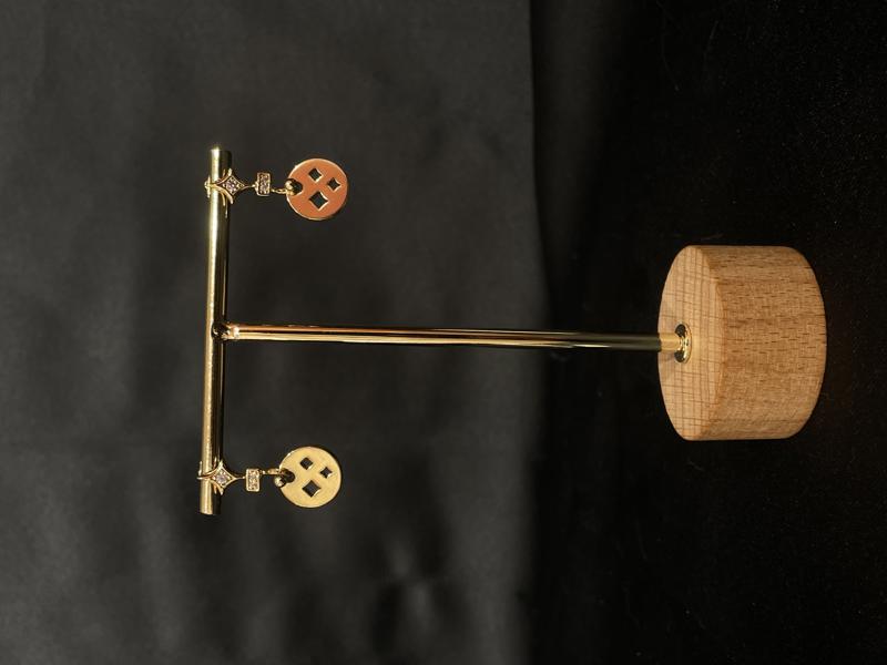 Hatice Ünlü Xuping Daire Sallantılı Gold Küpe