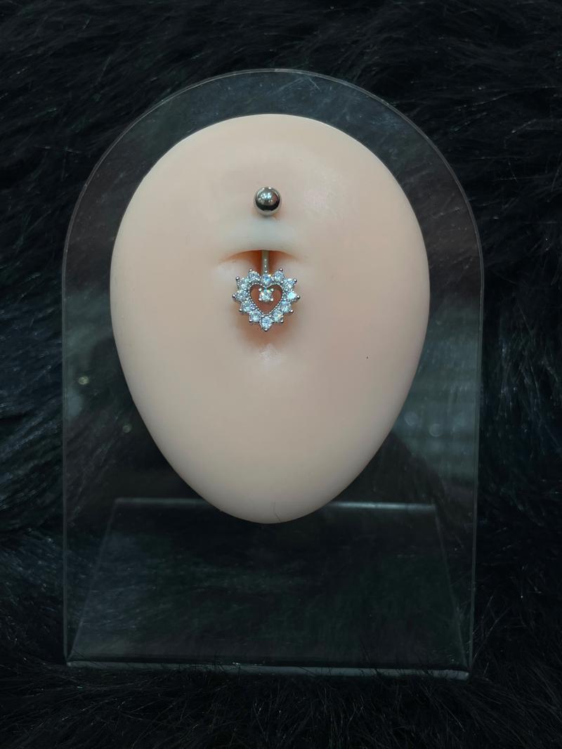 Hatice Ünlü Ortası Boş Kalp Silver Göbek Piercing