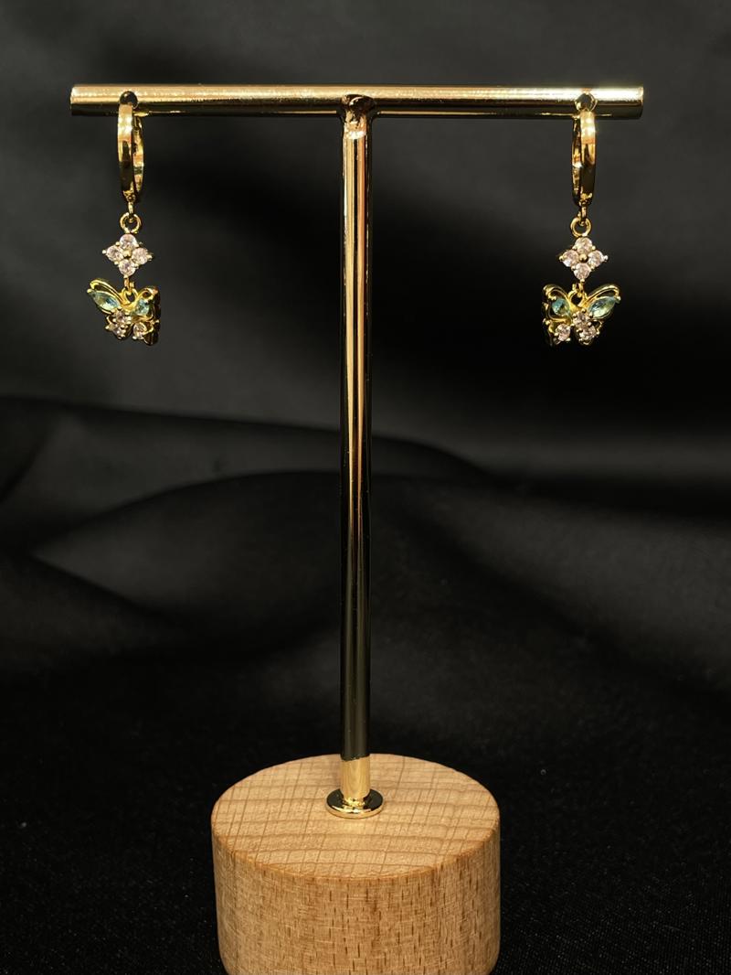 Hatice Ünlü Renkli Çiçek Piercing Kombin Gold Küpe
