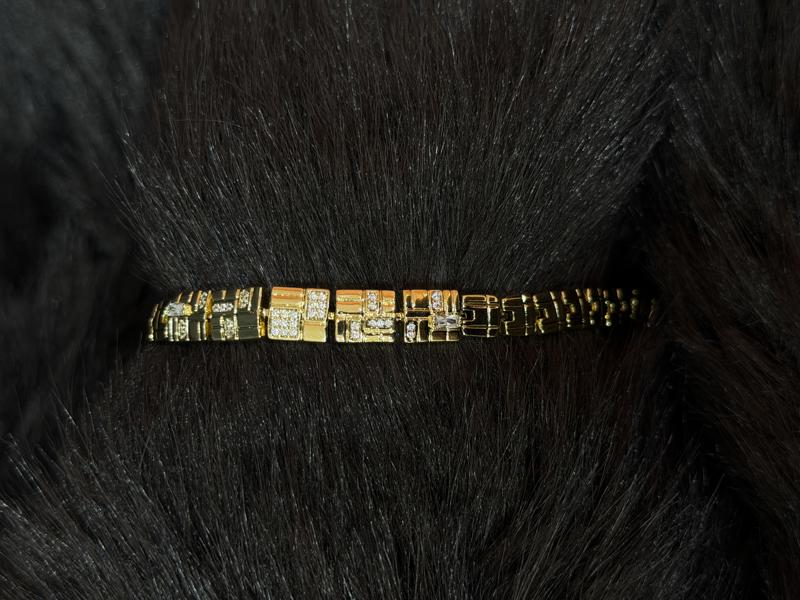 Hatice Ünlü Xuping Taşlı Parça Model Gold Bileklik