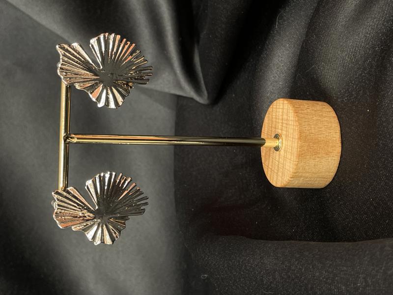 Hatice Ünlü Dağılan Yaprak Silver Küpe