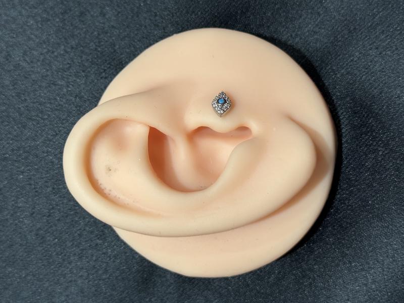 Hatice Ünlü Mavi Göz Silver Piercing