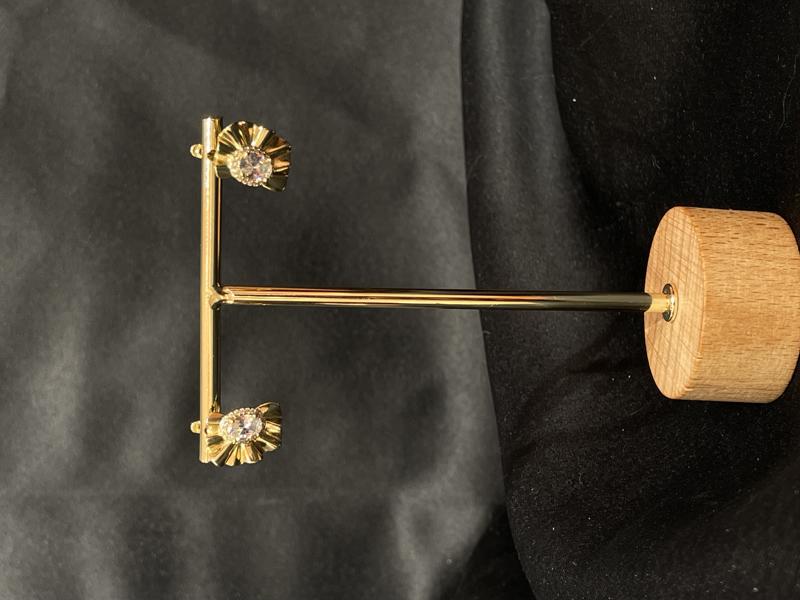 Hatice Ünlü Xuping Tek Taş Bukle Gold Küpe