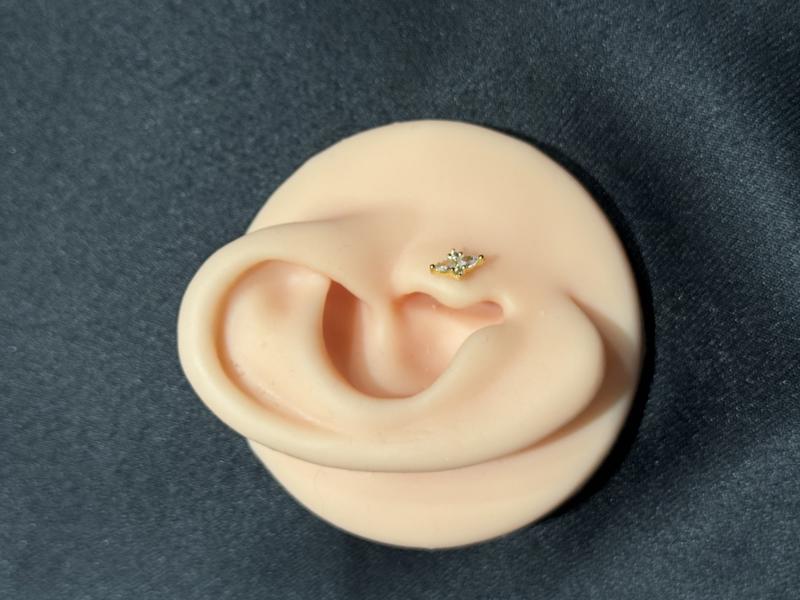 Hatice Ünlü Pırlanta Taş Gold Piercing