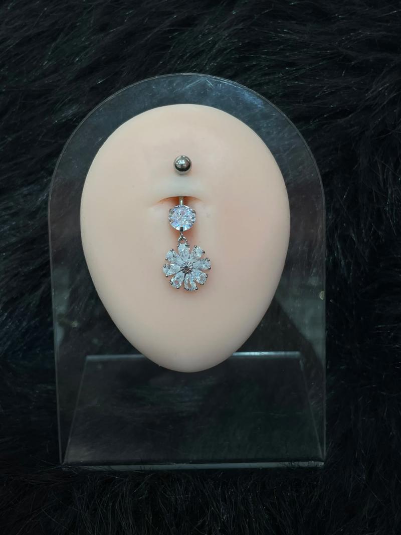 Hatice Ünlü Elmas Taş Çiçekli Silver Göbek Piercing