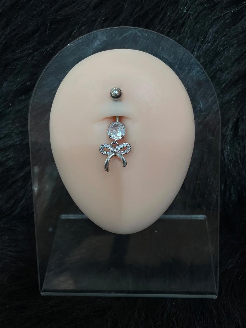 Hatice Ünlü Kurdele Sallantılı Uç Silver Göbek Piercing