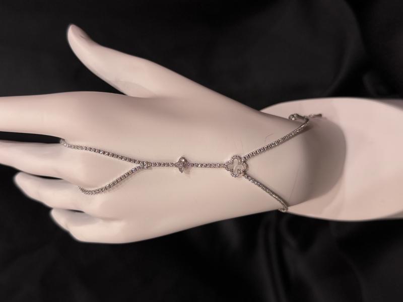 Hatice Ünlü Yonca Model Silver Şahmeran