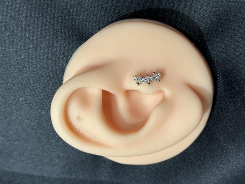 Hatice Ünlü Altı Taş Silver Piercing